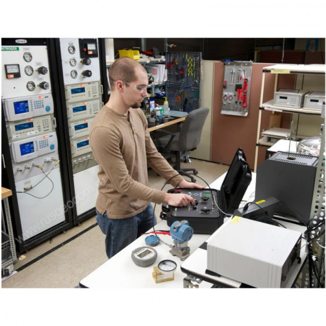 Калибратор давления Fluke 3130-G2M Калибратор давления Fluke 3130-G2M