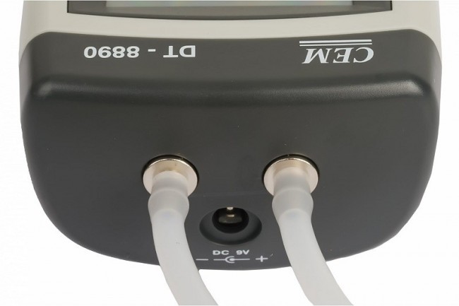 Дифференциальный цифровой манометр CEM DT-8890